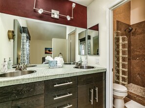 Bathroom - Mesquite (Palm Springs)