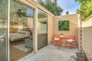 House | Balcony