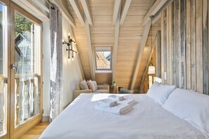 3 chambres, fer et planche à repasser, accès Internet, draps fournis