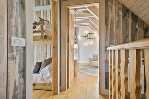 3 Schlafzimmer, Bügeleisen/Bügelbrett, Internetzugang, Bettwäsche