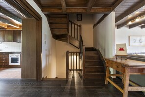 Interior - Luderna - Casa con terraza Unhola (Bagergue)