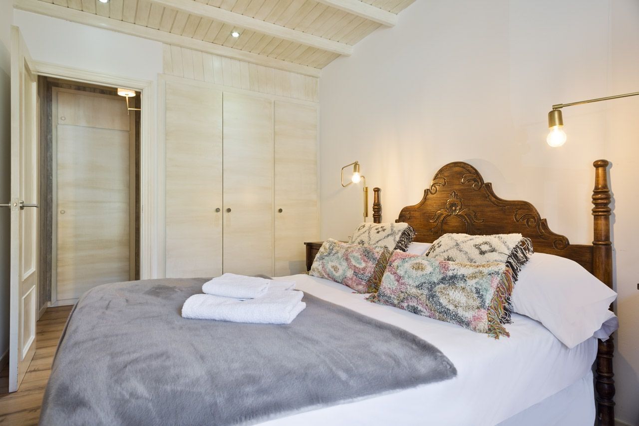 1 bedroom, iron/ironing board, Internet, bed sheets