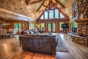 TV, fireplace, ping pong