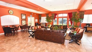 Casa adosada, 2 habitaciones | Sala de estar | Televisión de 36 pulgadas con canales por cable