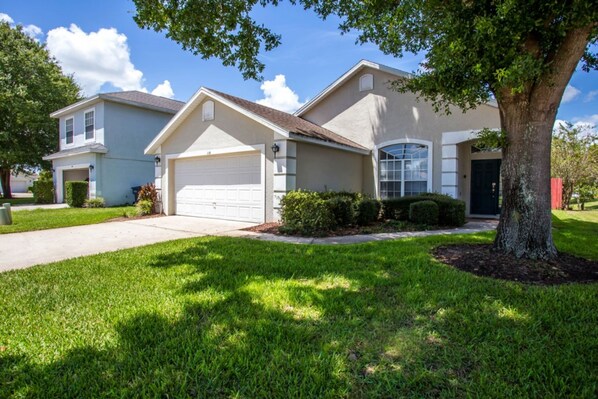 Hus - 4 sovrum | Exteriör