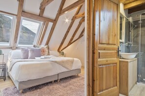 4 chambres, fer et planche à repasser, accès Internet, draps fournis