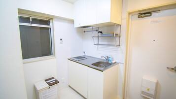 Apartment | Private kitchenette | Fridge, microwave, stovetop, rice cooker