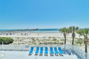 On the beach - PierWatch I 101 | Oceanfront Six Bedroom Condo (North Myrtle Beach)