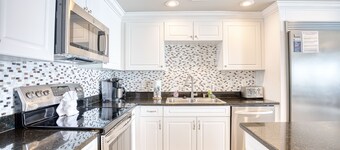 PierWatch I 103 | Oceanfront Six Bedroom Condo