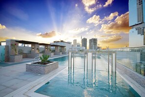 Piscina na cobertura