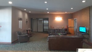 Living room - The Vegas Motel (Minot)
