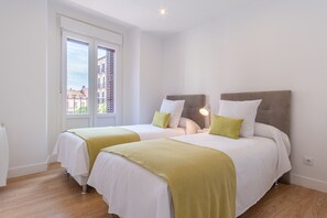 2 Schlafzimmer, Bügeleisen/Bügelbrett, WLAN, Bettwäsche