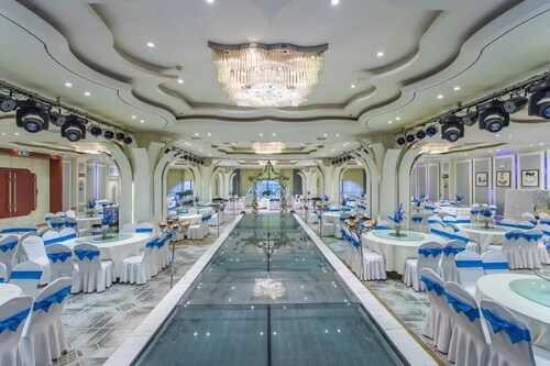 Baotou West Lake Hotel