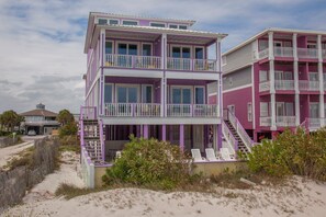Exterior - Sarah's Beach Baby, East Unit. Beachfront. Pool! Sleeps 24. Gulf Shores! (Gulf Shores)