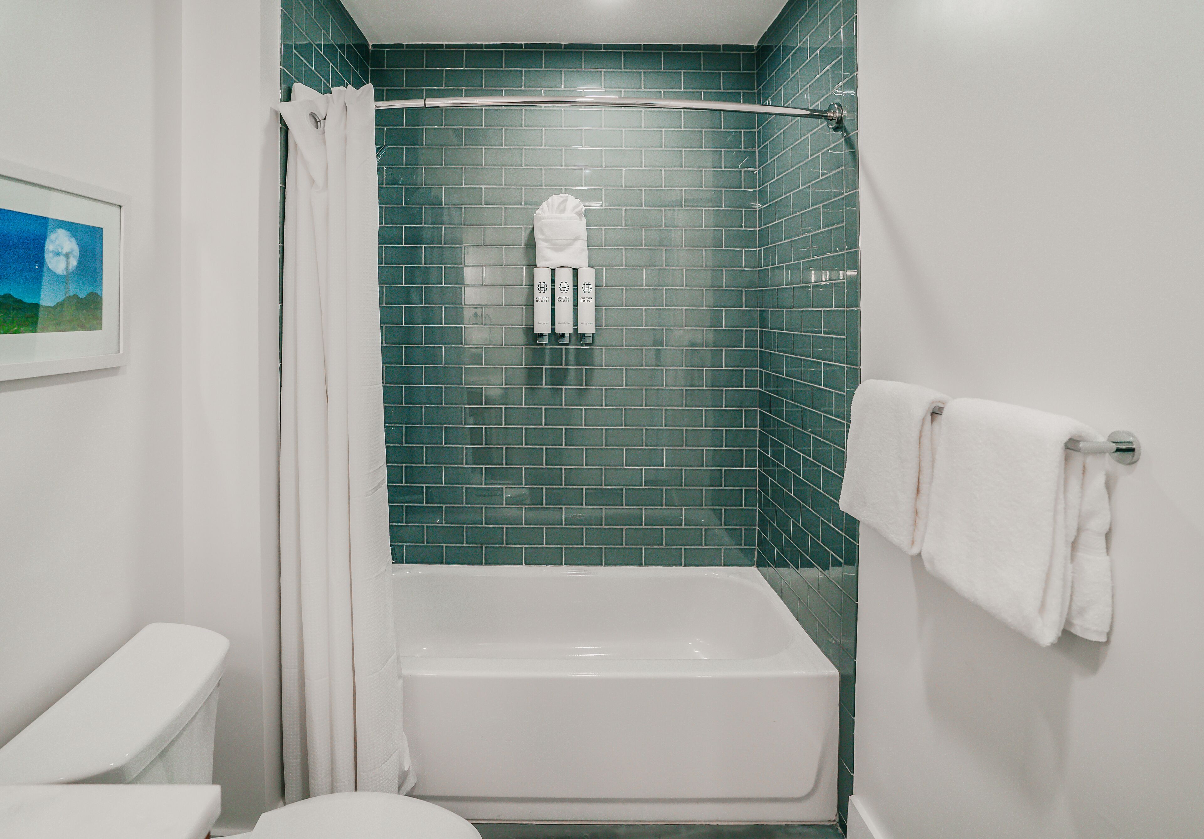 family suite, 3 bedrooms | bathroom | designer toiletries, hair dryer, towels, soap