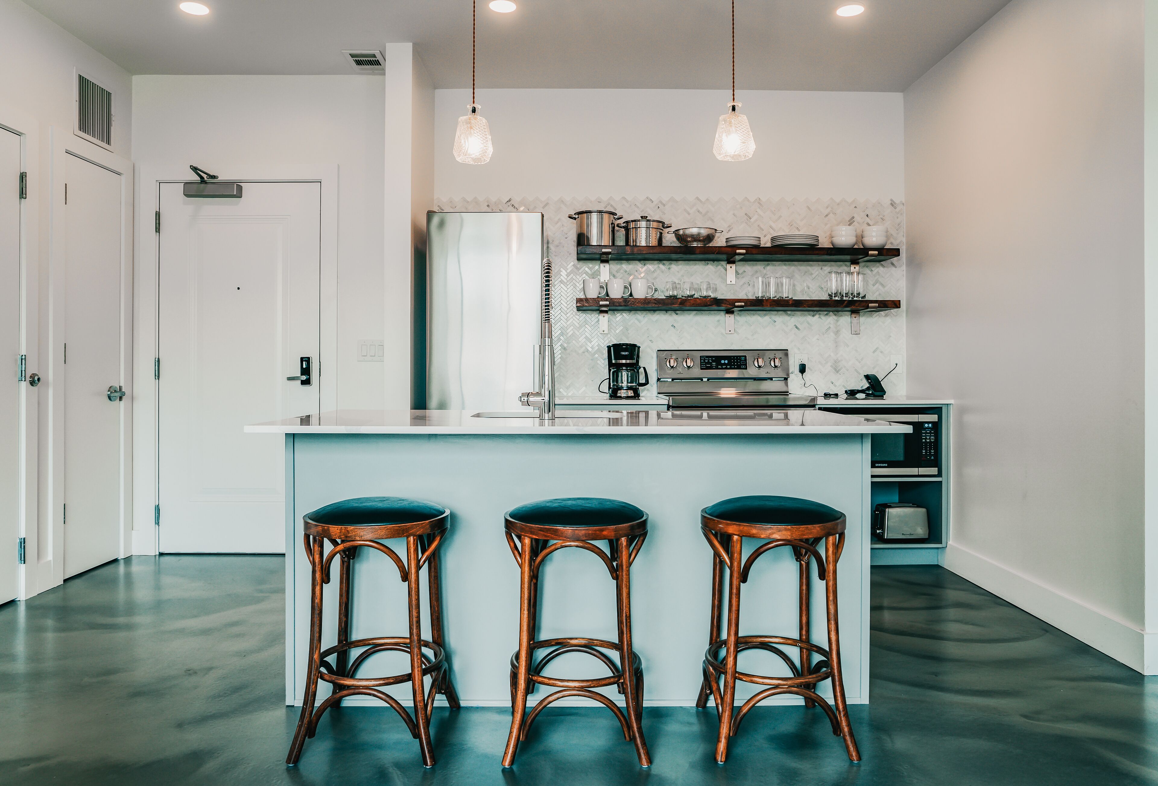 room, 2 bedrooms | private kitchen | full-sized fridge, microwave, coffee/tea maker, toaster