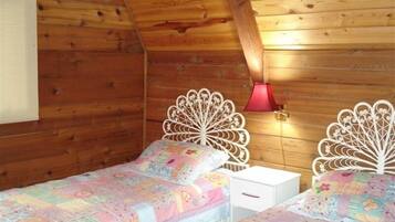 4 chambres, fer et planche Ă repasser, Wi-Fi, draps fournis