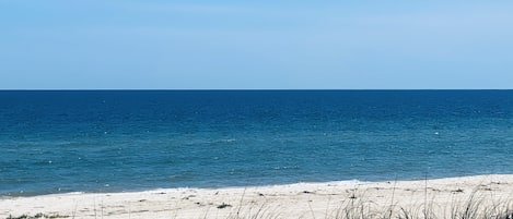 Solsenger og strandhåndklær