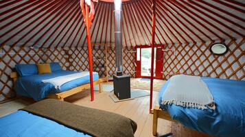 1 Schlafzimmer, kostenloses Internet, Bettwäsche