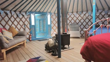 1 habitación, wifi y ropa de cama