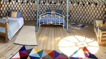 1 habitación, wifi y ropa de cama