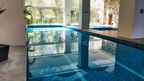 Indoor pool, outdoor pool
