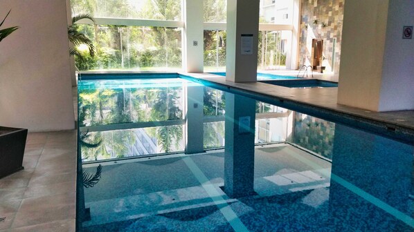 Indoor pool, outdoor pool - 50% Off! Amazing location, Full amenities Beautiful 2 BR Apt Polanco Carso   (Ciudad de México)