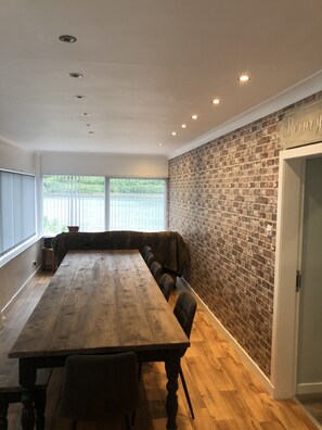 Panoramic House, 5 Bedrooms, Sea View | In-room dining
