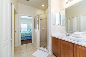 Bathroom - The Shire at Westhaven by Florida Star Vacations (Davenport)