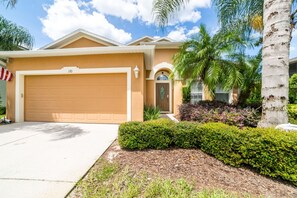 House, 4 Bedrooms | Exterior