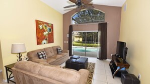 House, 5 Bedrooms | Living area | 36-inch TV with cable channels