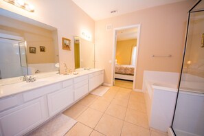 Unclassified image, 5 of 41, button - Vista Cay Resort by Florida Star Vacations (Orlando)