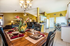 Talo, 4 makuuhuonetta | Ruokailu