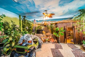 Talo, 4 makuuhuonetta | Ulkoalueet