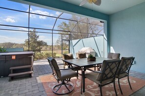 Maison mitoyenne, 3 chambres | Balcon
