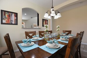 Maison, 6 chambres | Cuisine privée | Four, plaque de cuisson, lave-vaisselle