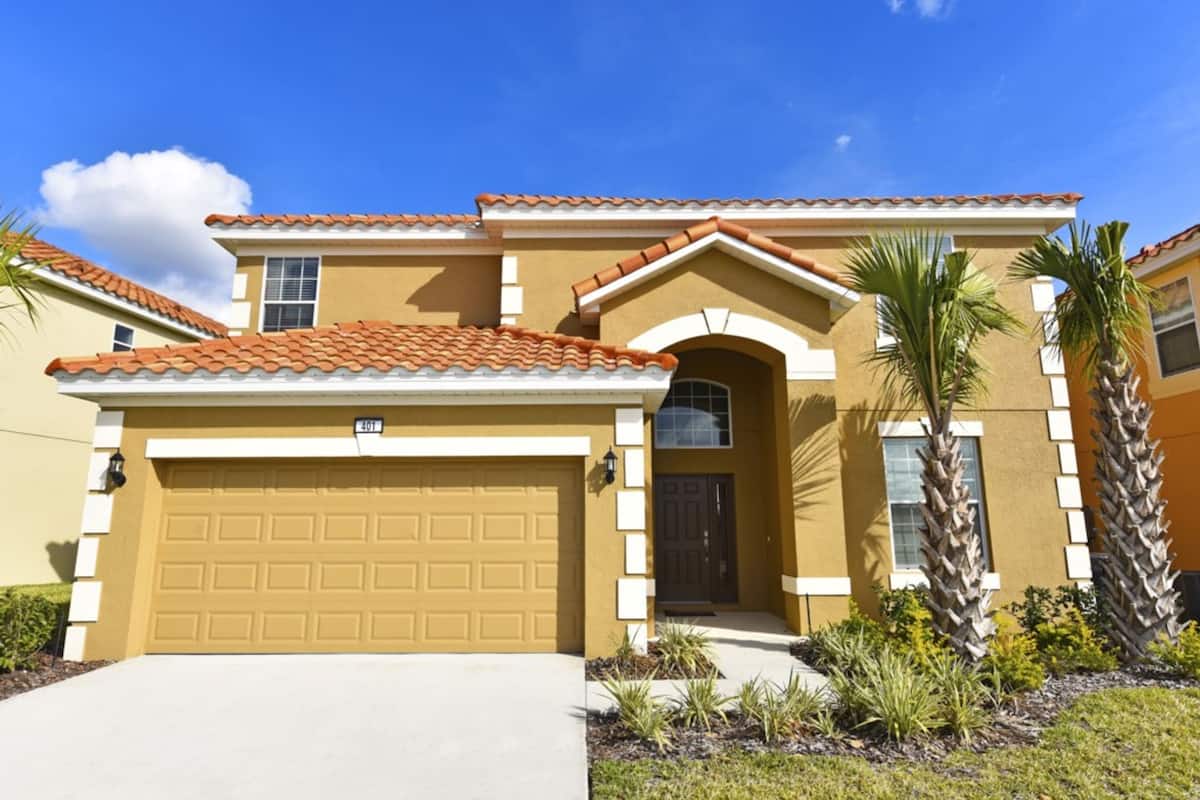 House, 6 Bedrooms | Exterior