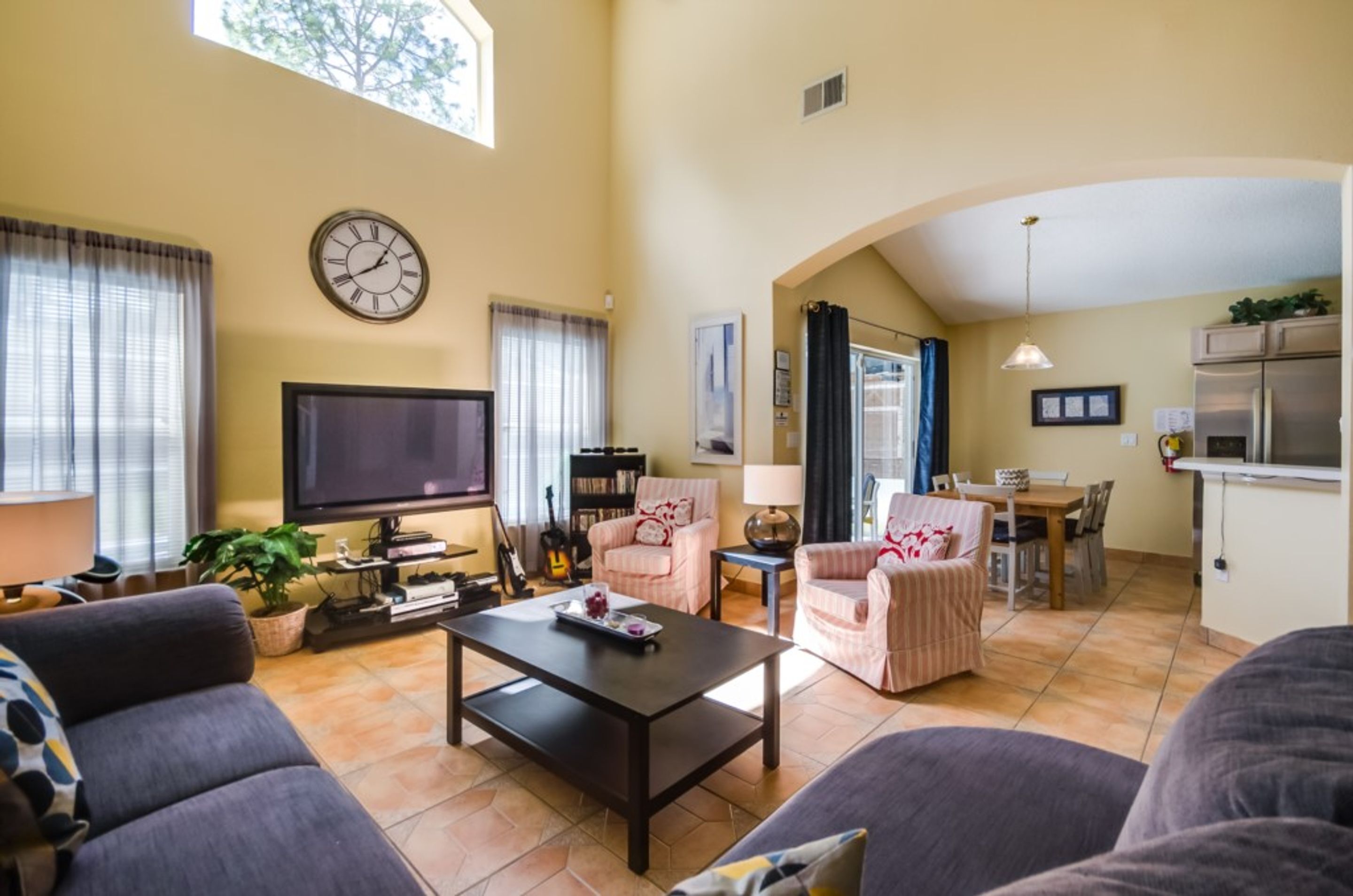 House, 5 Bedrooms | 9 bedrooms, individually decorated, individually furnished