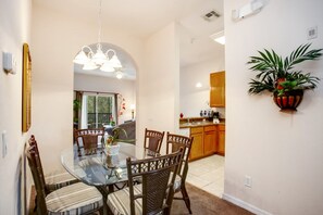 Condo, 3 Bedrooms | Private kitchen