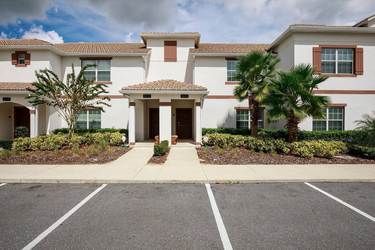 Townhome, 4 Bedrooms | Exterior