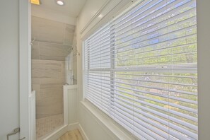 Interior - Pine Cove - Grayton Beach, 30A, Walk To Beach + Red Bar, Heated Private Pool! (Grayton Beach)