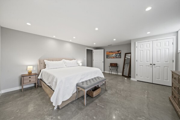 3 bedrooms, free WiFi, bed sheets