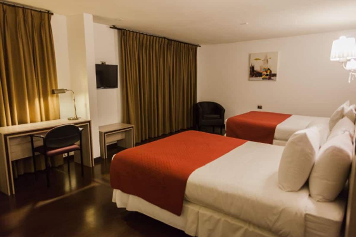 Double Room, 1 Double Bed, Private Bathroom | Free WiFi, bed sheets