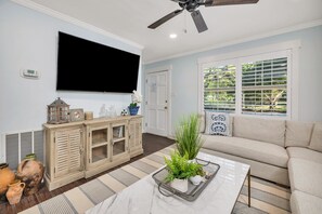 TV, DVD player
