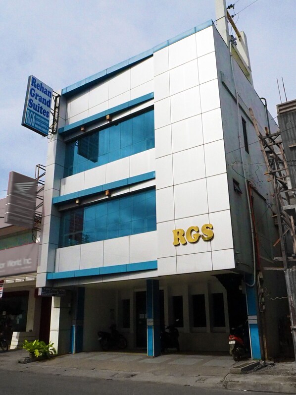 Front of property - Rehan Grand Suites (Dipolog)