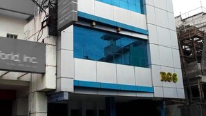 Exterior detail - Rehan Grand Suites (Dipolog)