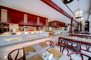 Breakfast area - Yun-zen Jinling Acrobatics Hotel (Cangzhou)