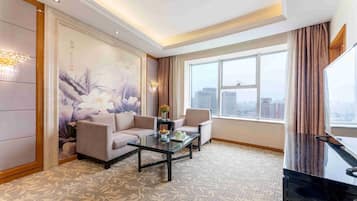 Superior Suite | 1 bedroom, desk, blackout drapes, free WiFi