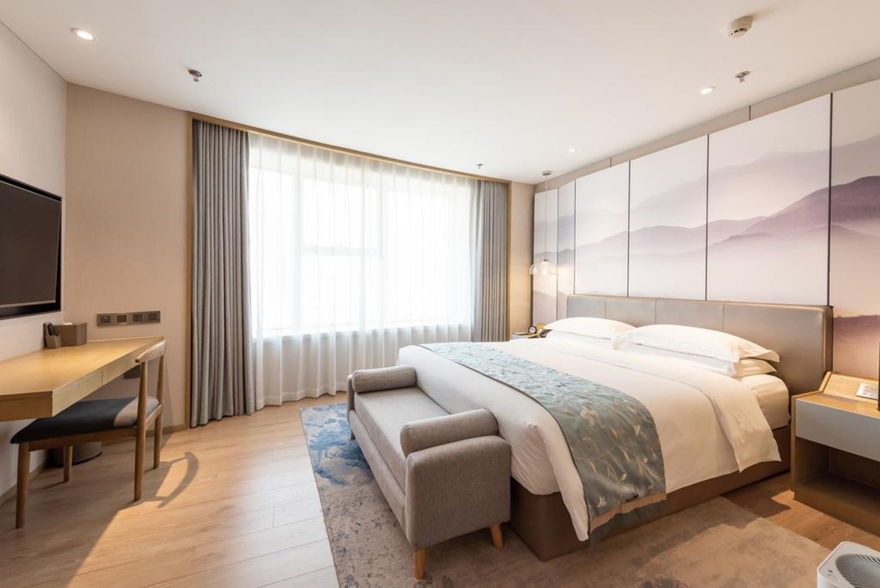 Business Double Room | Desk, blackout drapes, free WiFi