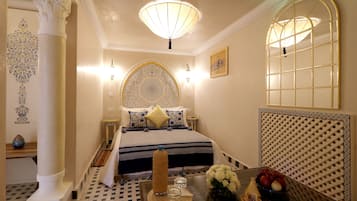 Muebles diferentes, sistema de insonorización y wifi gratis
